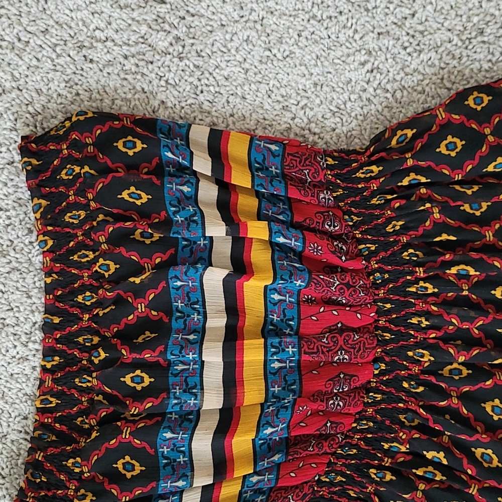 Dress - Picture 2 of 2